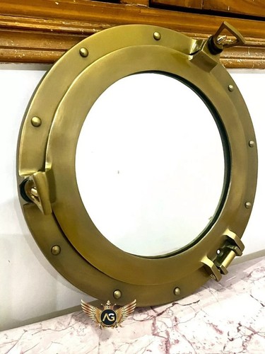Oblò funzionale stile vintage